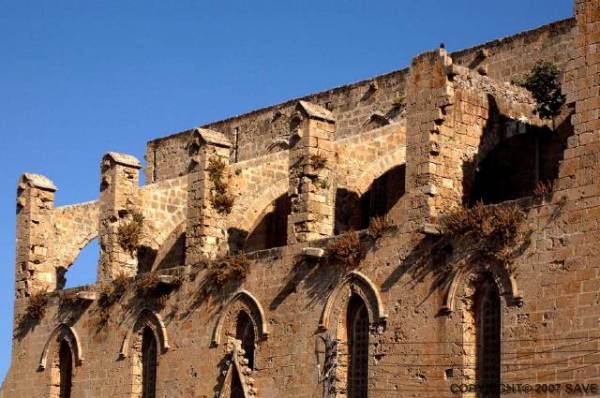 Mimari Özellikler  - Flying Buttresses